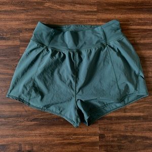Lululemon Shorts size 6